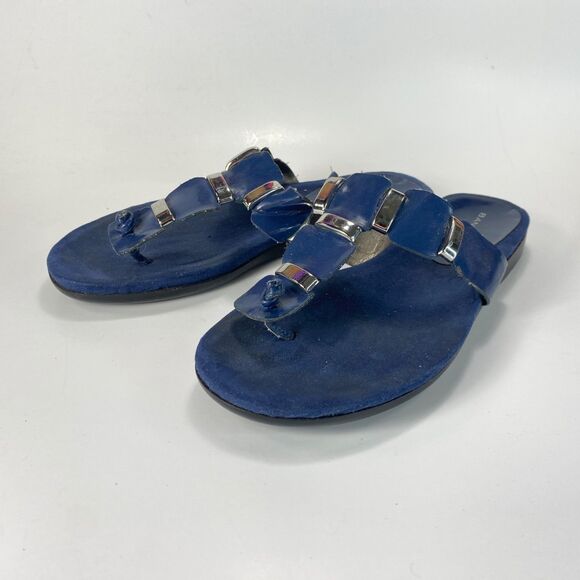 Bandolino Dark Blue Slip-On Flat Sandals 6M Silver Metal Detail Peasant Boho - Picture 2 of 9